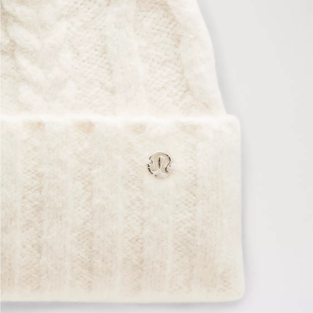 Lululemon Women's Alpaca Wool-Blend Cable-Knit Pom Beanie Light Ivory - Picture 6 of 7